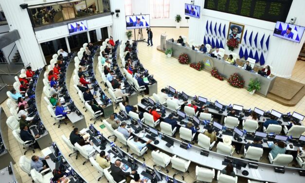 Parlamento de Nicaragua inicia reformas que eliminan elecciones generales