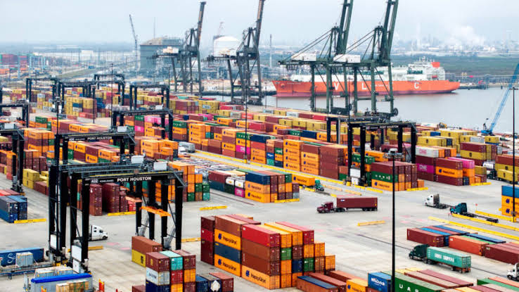 E.E. U.U. anuncia nuevos aranceles contra 60 socios comerciales