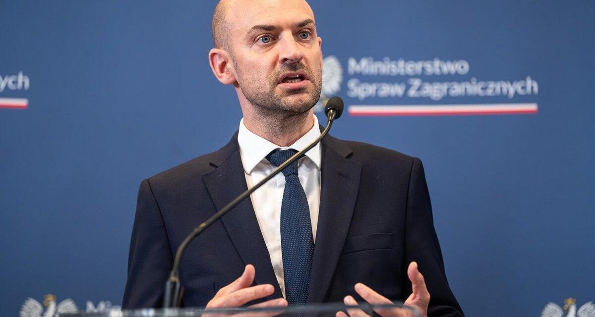 Francia expulsará diplomáticos iranies en respuesta a interrogatorio de sus funcionarios