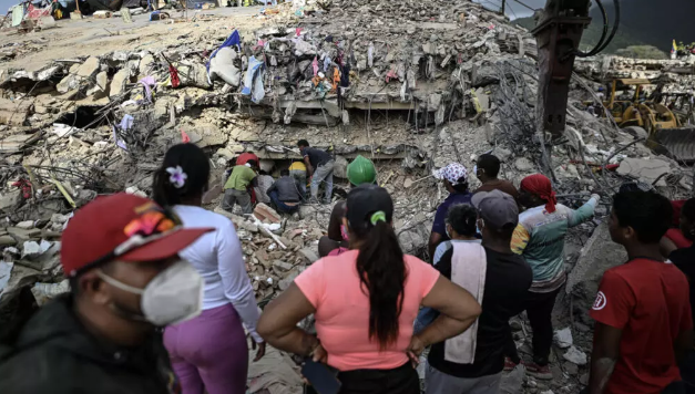 Aumenta a 6.000 la cifra de muertos por doblete sísmico en Venezuela