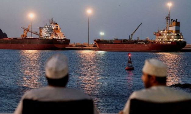 Irán reitera que no saldrá petróleo del golfo Pérsico si EE. UU. mantiene su guerra económica