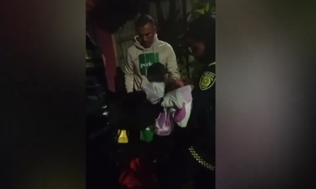 Mujer abandona a una bebé recién nacida en una bolsa de basura en Antioquia, Colombia