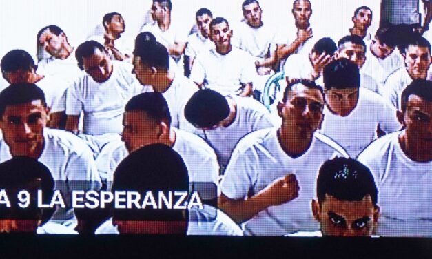 21 pandilleros son condenados con hasta 111 años de prisión en El Salvador