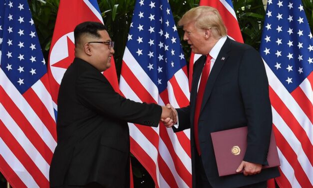 Presidente Trump cifra en 57 las armas nucleares que posee Corea del Norte