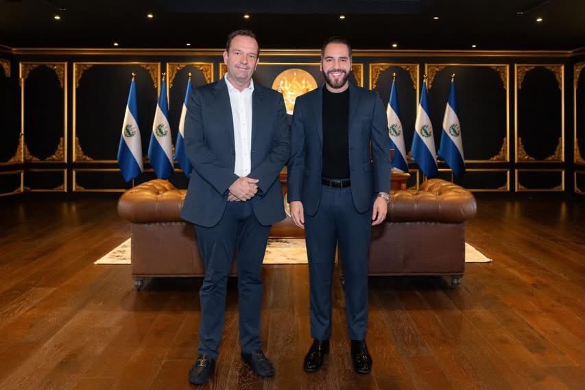 Cadena hospitalaria mexicana anuncia expansión a El Salvador