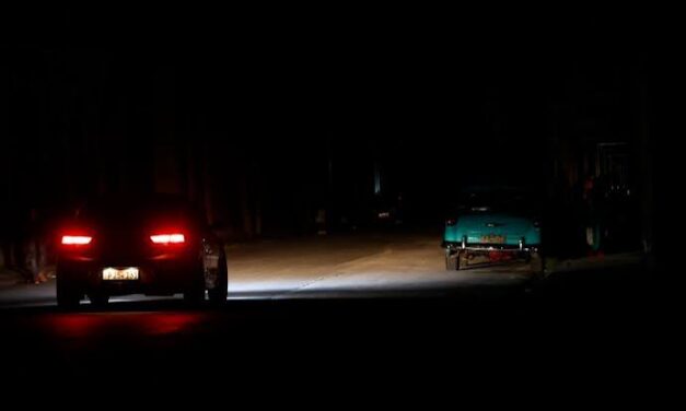 Apagón masivo afecta al este de Cuba tras una falla en la red eléctrica