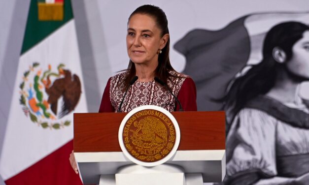 Presidenta de México continuará pidiendo la visita del papa León XIV