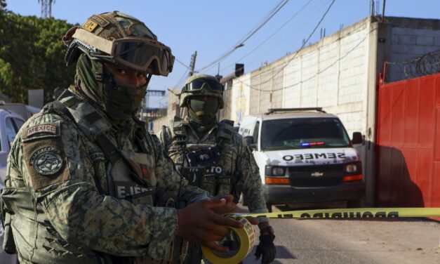 Operativo termina en siete presuntos criminales muertos y dos detenidos en México