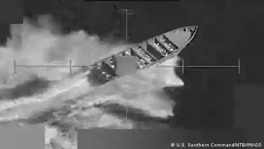 EE. UU. hunde tercer barco de presuntos narcos frente a Ecuador en una semana