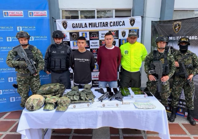 Cae alias “Niche” miembro del Clan del Golfo y rescatan a siete personas secuestradas en Colombia