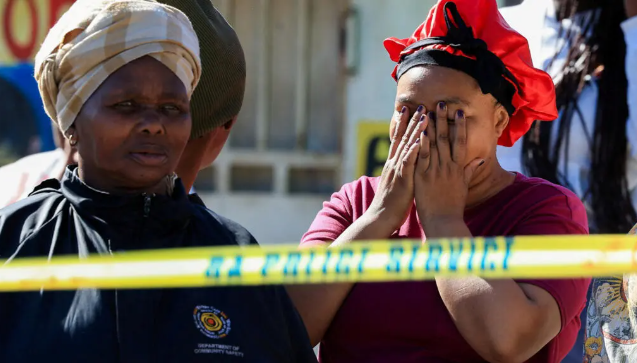 Más de 25 personas muertas por violencia en Sudáfrica