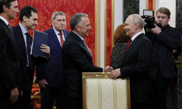 Enviados de Trump se reúnen con Putin y Zelensky en nuevo intento de EE. UU. para terminar la guerra