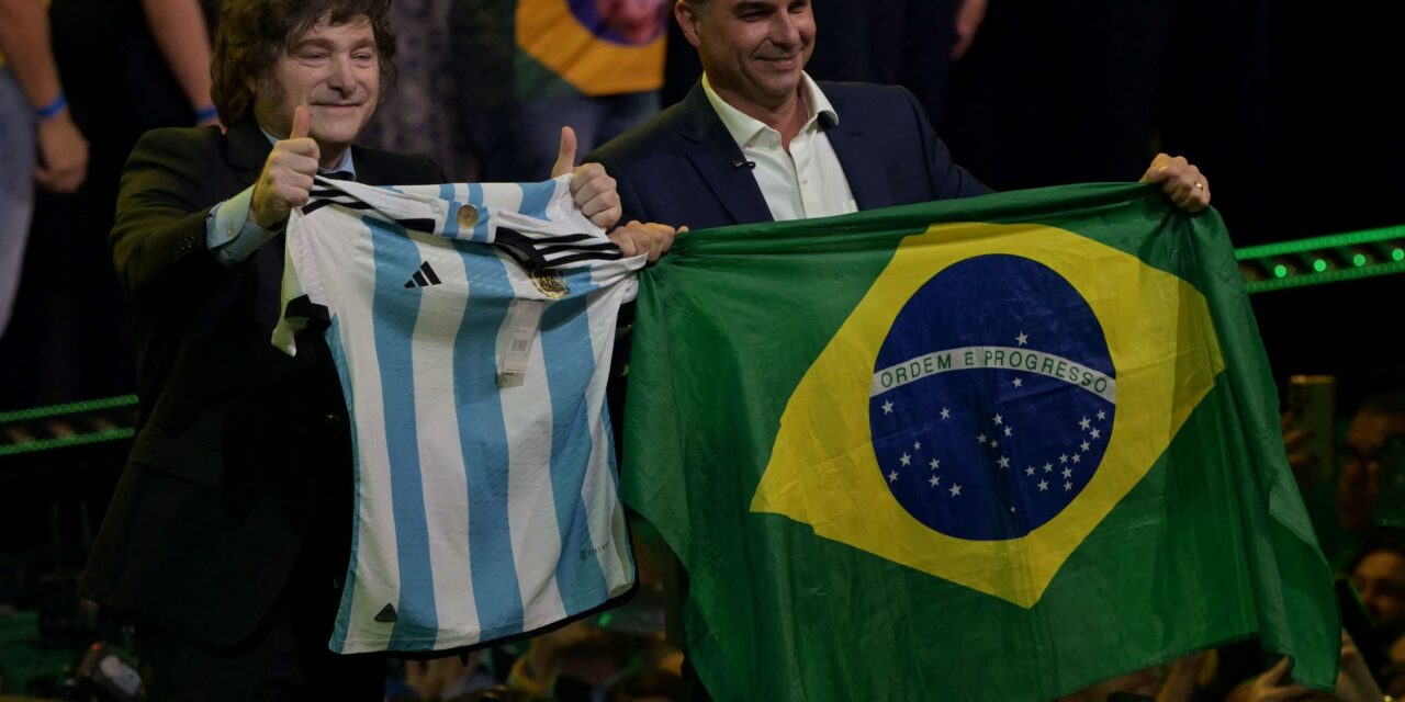Justicia argentina investiga si presidente Milei facilitó transito de Bolsonaro a EE. UU.