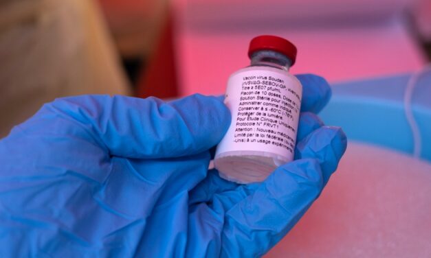 Comienza ensayo de vacuna contra el ébola