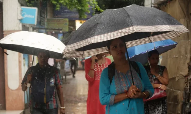 Ciclón Arnab deja tres muertos y más de 180,000 evacuados en India