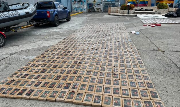 Incautan más de 3,6 toneladas de cocaína frente a las costas de Colombia y Ecuador