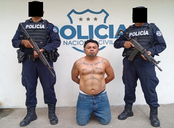 Pandillero de la MS 13 es expulsado de Estados Unidos y entregado a las autoridades de El Salvador