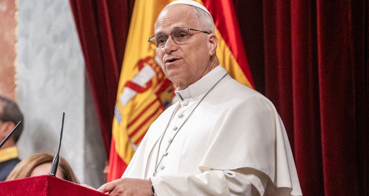 Papa León XIV expresa su dolor por las víctimas del accidente ferroviario en España