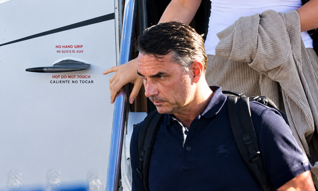 Flávio Bolsonaro huye de Brasil después de perder las elecciones