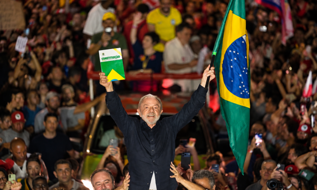 Lula remonta la elección en Brasil, derrota a Flávio Bolsonaro y conquista un histórico cuarto mandato