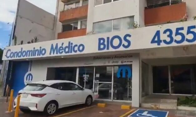 Asesinan a doctora de 71 años al interior de su consultorio en Puebla, México