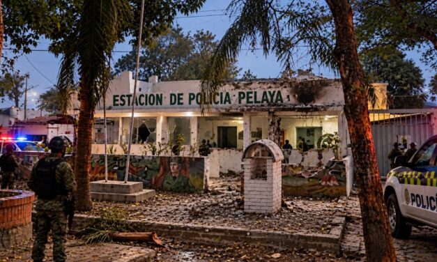 Seis policías heridos tras ataque con drones cargados con explosivos