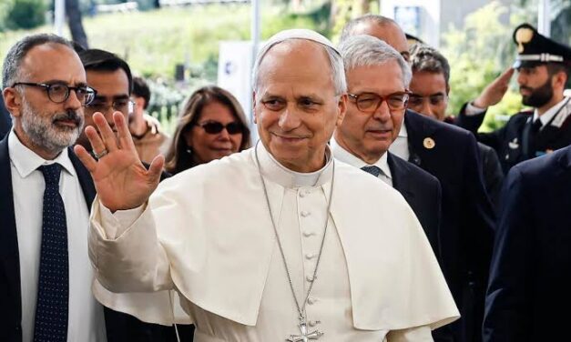 Papa recibe el alta tras su operación de pulmón