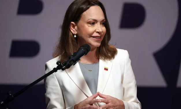 María Corina Machado asegura que la transición democrática en Venezuela es irreversible y apunta a elecciones en 2027
